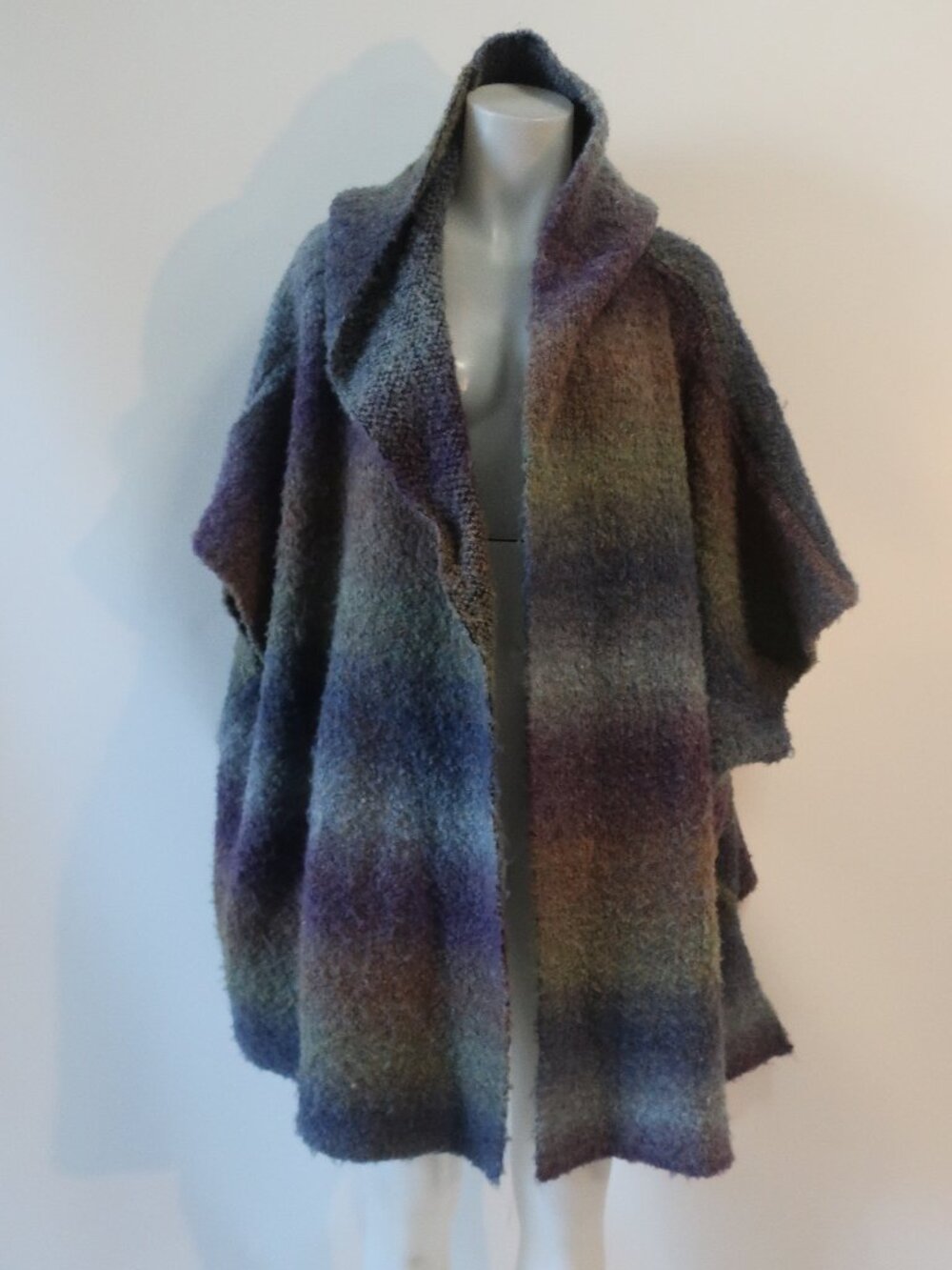 NWT Tina Demel (Item-15) Multi Gradient Blue Wool Blend Kimono Cardigan O/S